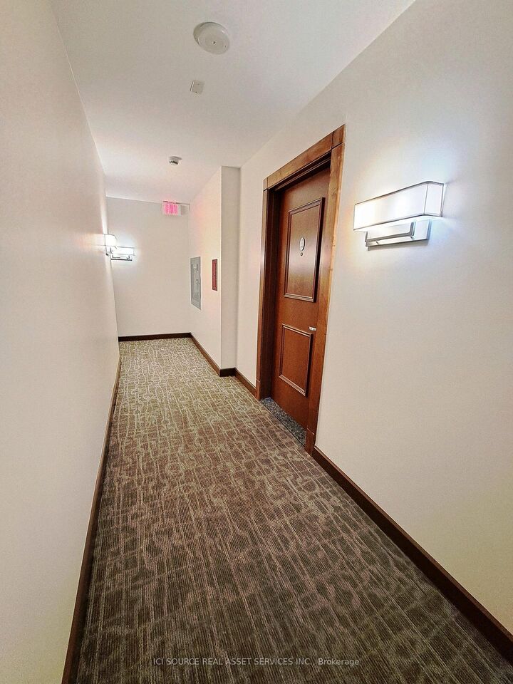 Property Photo: 195 Besserer Street 2005 ON K1N 0B6