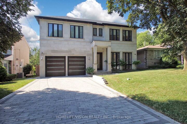 35 Longwood Drive S — photo 1