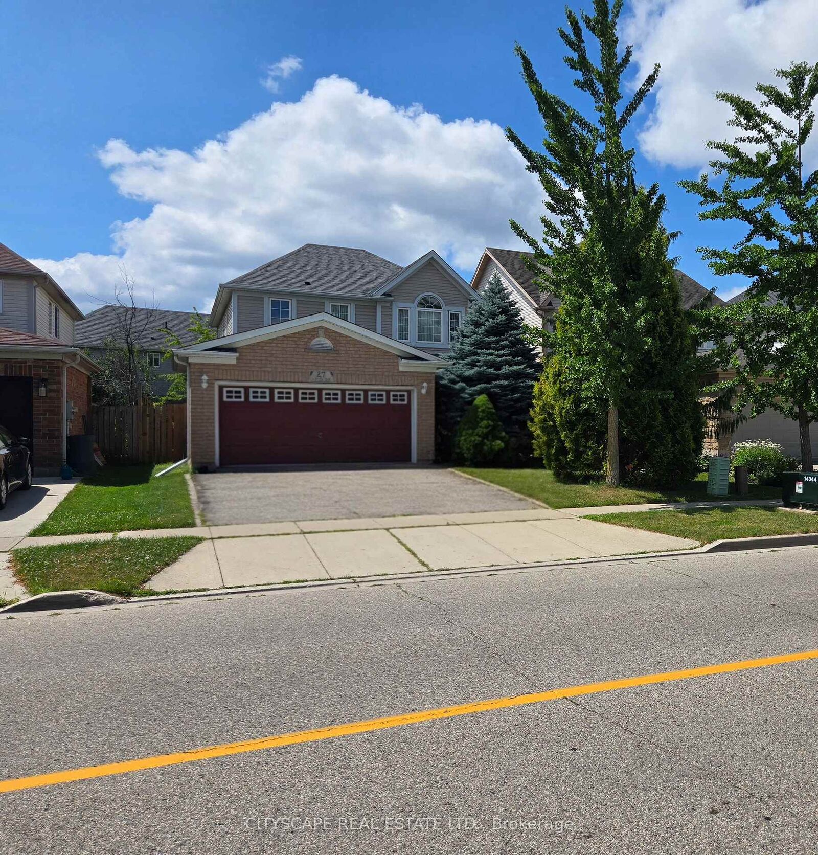 Property Photo: 27 Adler Drive S ON N3C 4J9