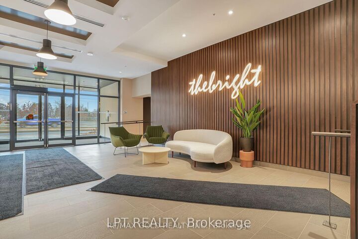 Property Photo:  741 King Street W 1313  ON N2G 1E5 