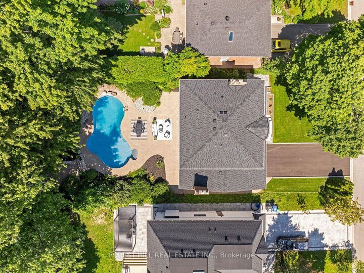 Property Photo: 3582 Gallager Drive ON L5C 2N6