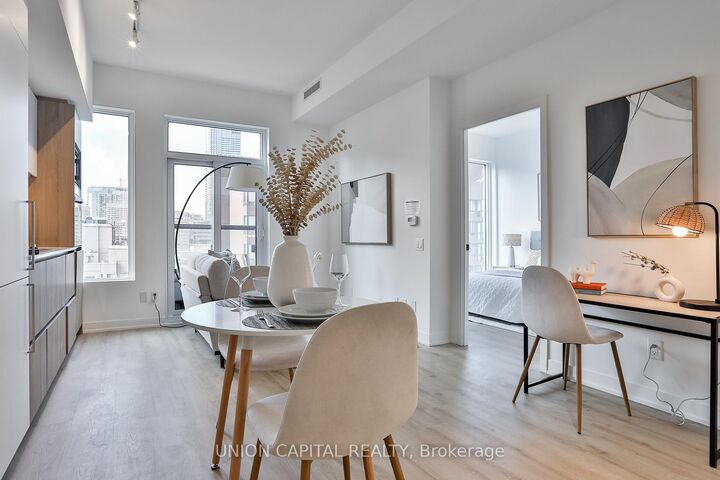 Property Photo: 319 Jarvis Street 1005 ON M5B 0C8