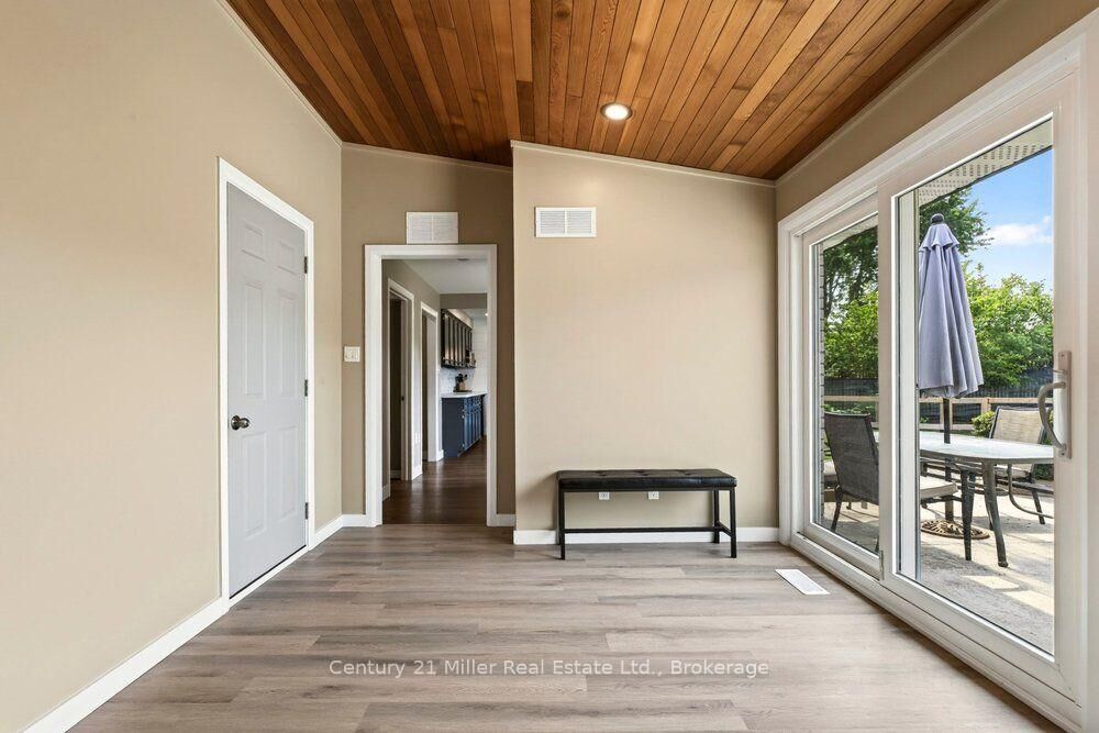 Property Photo: 85 Waterford Drive ON N0B 1T0