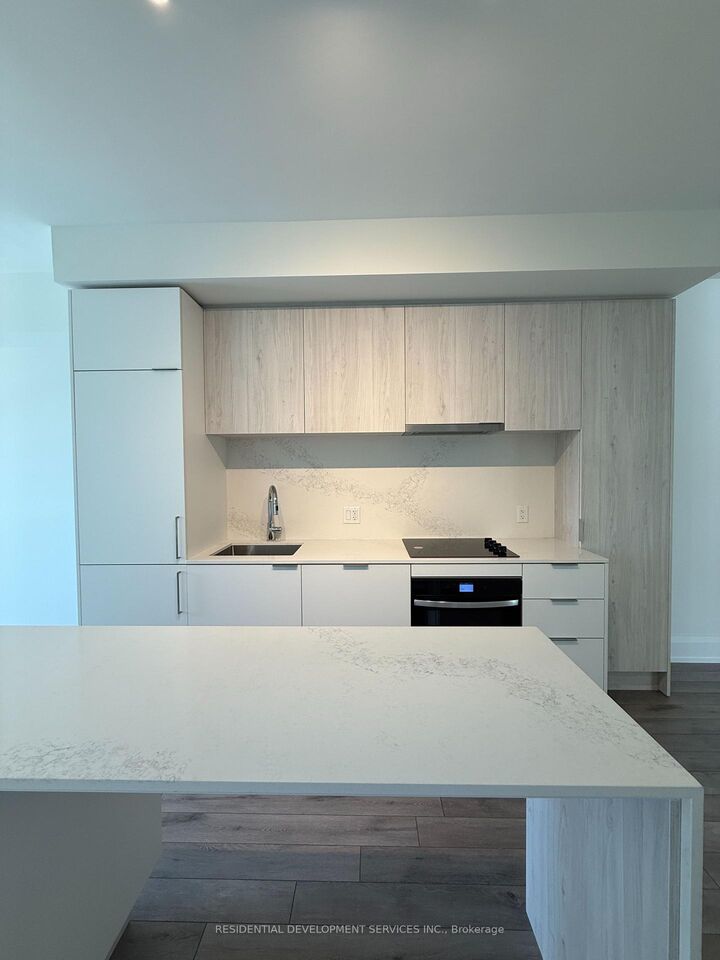 Property Photo:  89 Church Street 907  ON M5C 0B7 