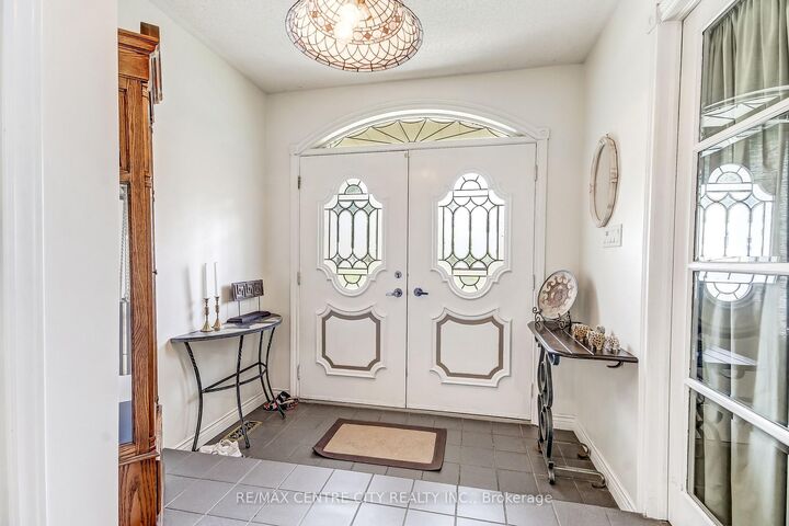 Property Photo: 10308 Greenpark Drive ON N5P 3T2