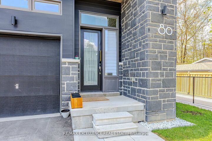 Property Photo:  80 Berkely Street  ON L9Z 0K5 