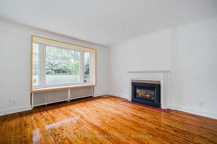 Property Photo:  59 Fairfield Road  ON M4P 1S9 