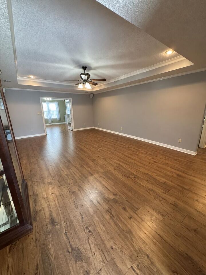 Property Photo: 402 Georgetown Circle GA 31602