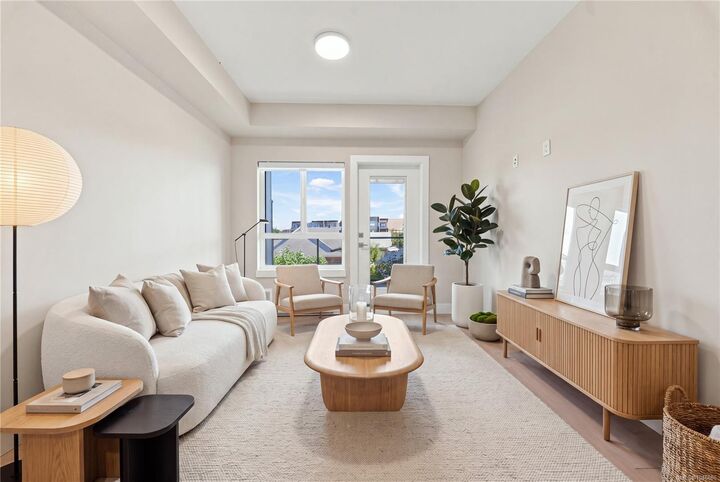 171 Jensen Ave W #209 — photo 1