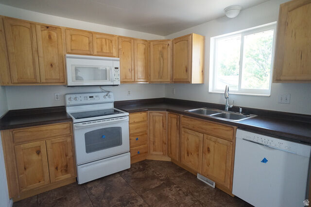 Property Photo:  560 Pezel Rd  UT 84074 