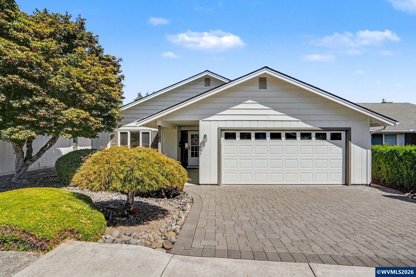 Property Photo: 1643 Sunrise Cir NW OR 97304