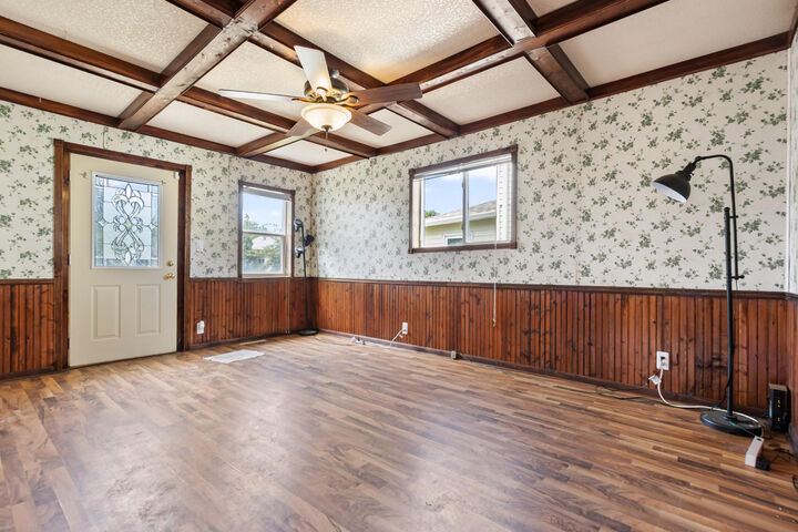 Property Photo: 508 N 3rd Street SD 57401