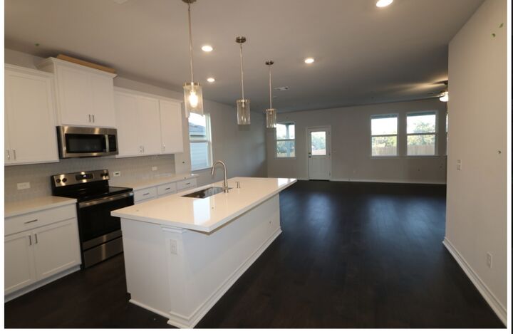 Property Photo:  324 Terminus Trail  TX 78642 