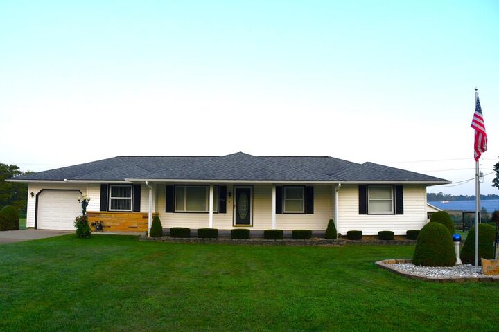 Property Photo: 1507 Lake Lucy Road PA 16353