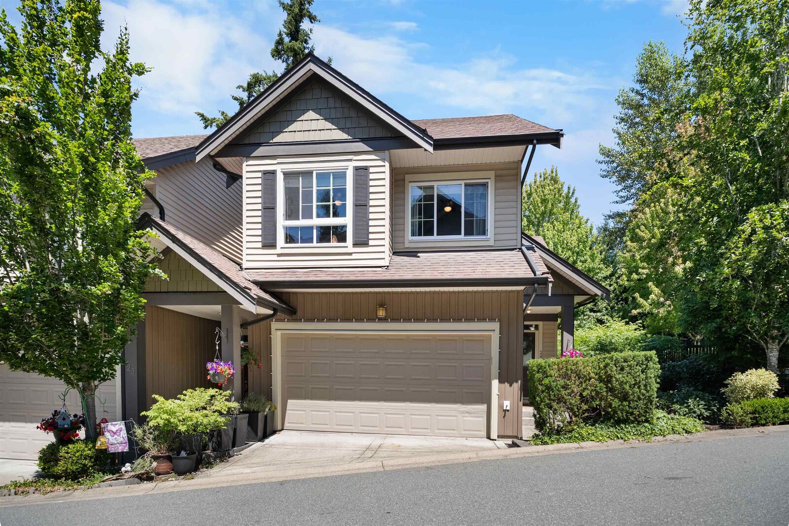 Property Photo: 21867 50 Avenue 24 BC V3A 3T2