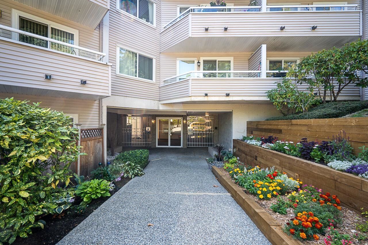 Property Photo: 450 Bromley Street 210 BC V3K 6S5