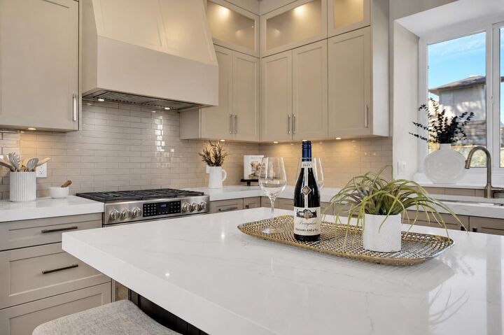 Property Photo: 269 King Street 103 BC V3K 4K7