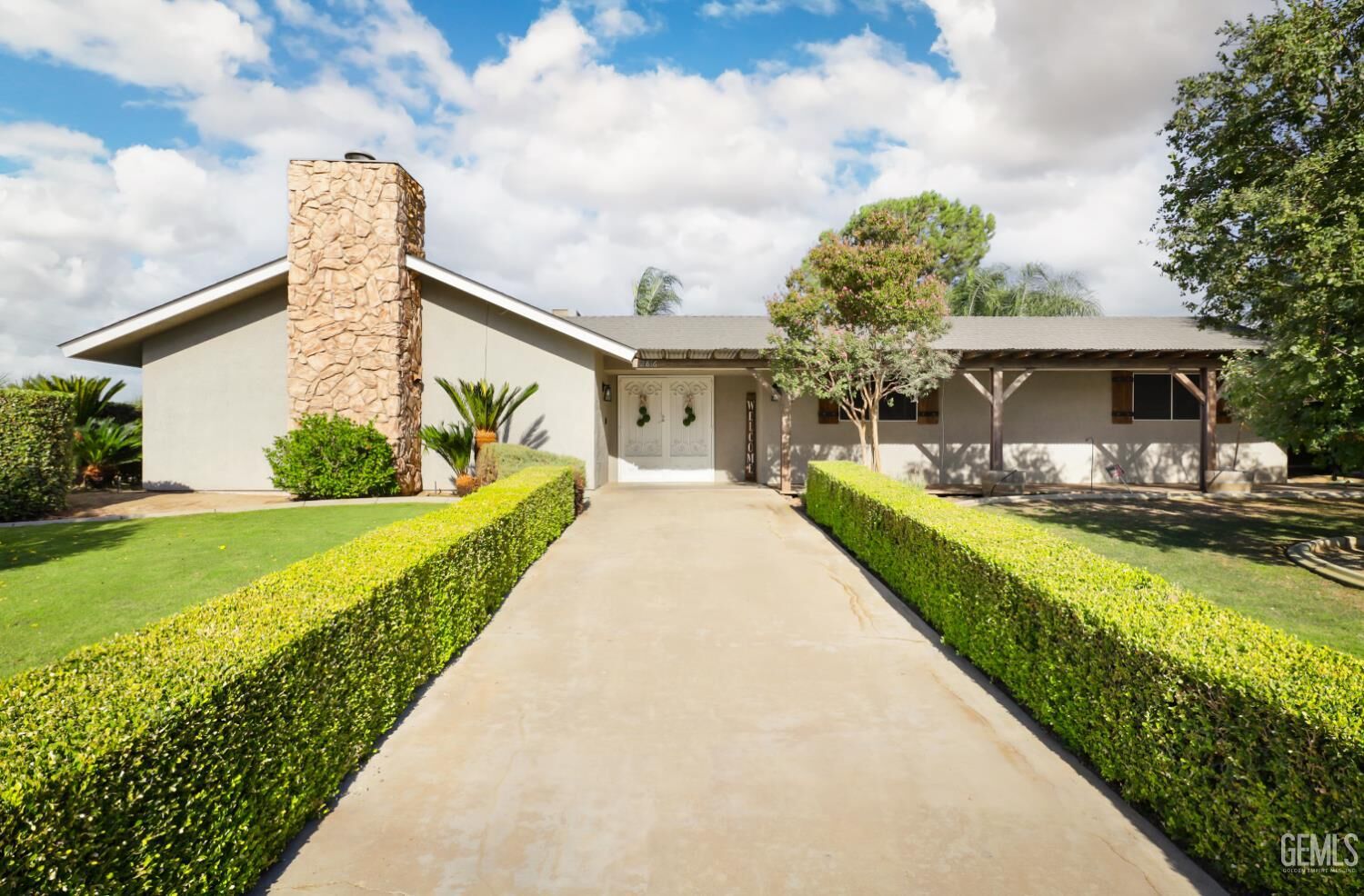 Property Photo:  2816 Stagecoach Street  CA 93314 
