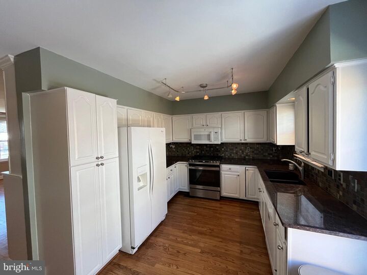 Property Photo: 17 Herbert Street VA 22305