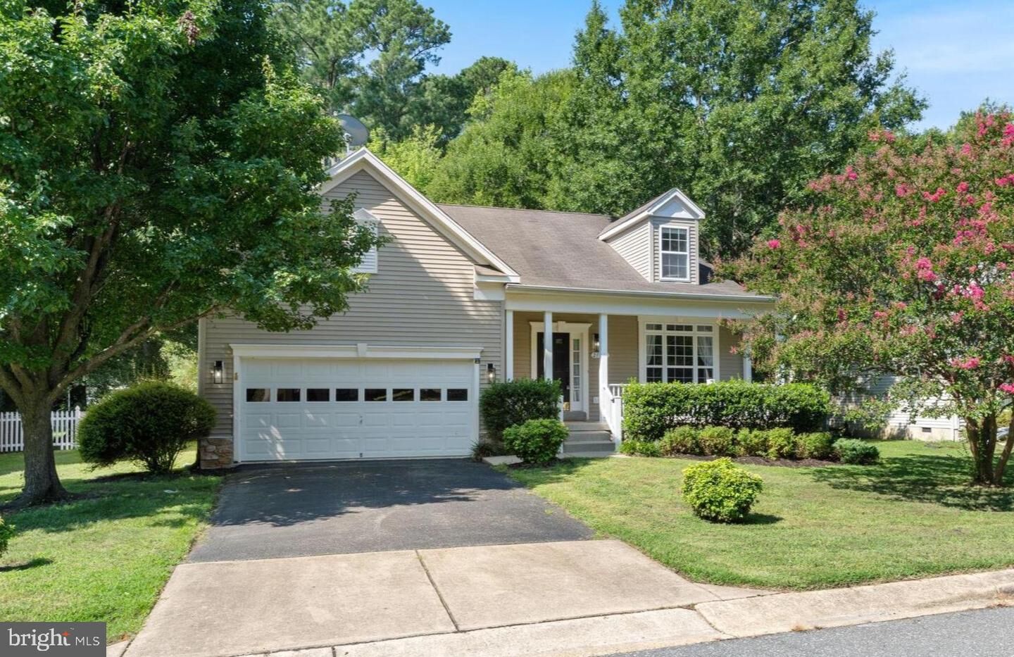 Property Photo: 21511 Oxford Drive MD 20653