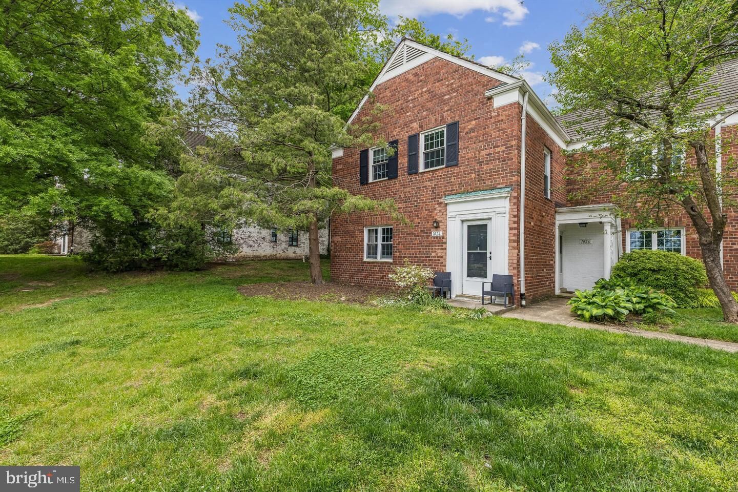 Property Photo:  1024 Valley Drive  VA 22302 