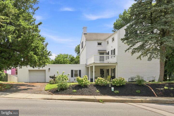 Property Photo:  535 S 9th Street  PA 17512 