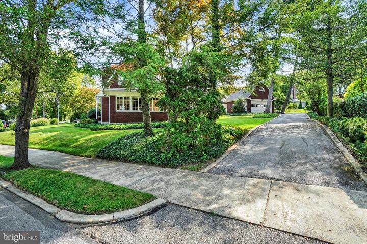 Property Photo: 132 Springdale Road PA 17403