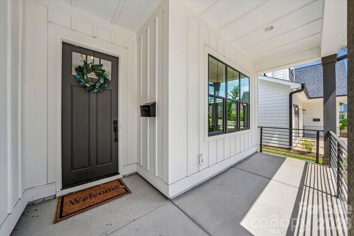 Property Photo:  2025 South Street  NC 28208 