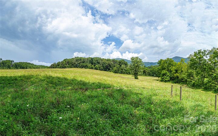 Property Photo:  132 Hurd Road  NC 28716 
