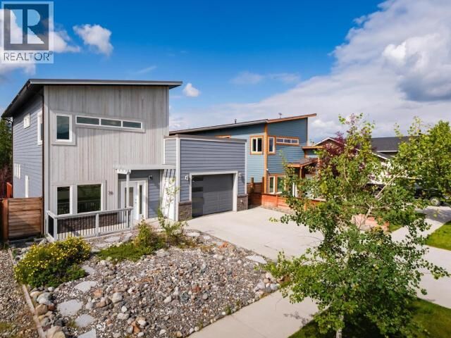 Property Photo:  30 Iskoot Crescent  YT Y1A 0P5 