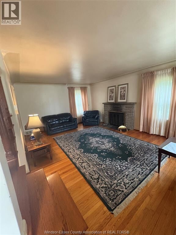 Property Photo:  2539 St Patricks  ON N9E 3G5 