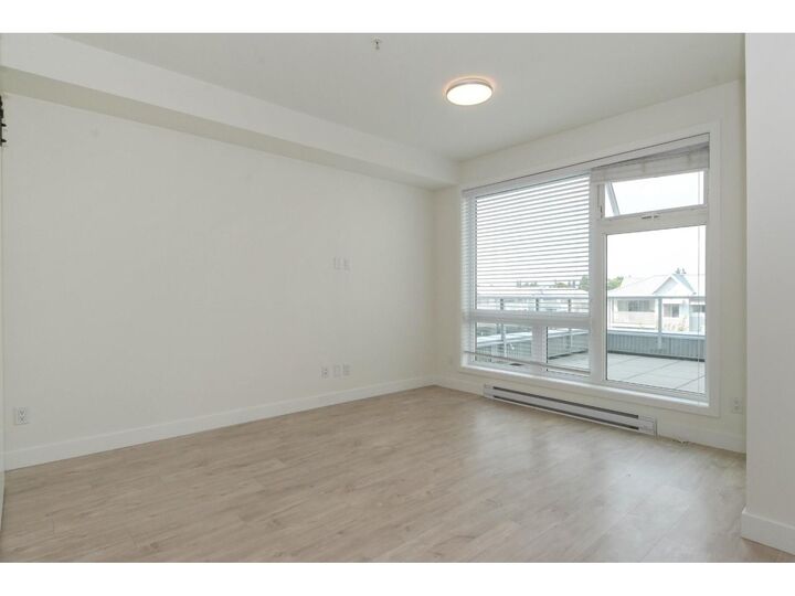 Property Photo: 32838 Landeau Place 313 BC V2S 0M6