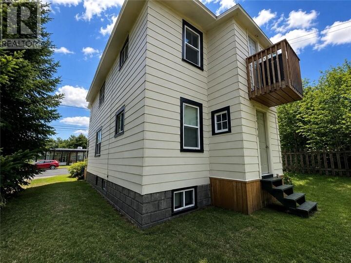 Property Photo:  452 Arnley  ON P3C 1E9 