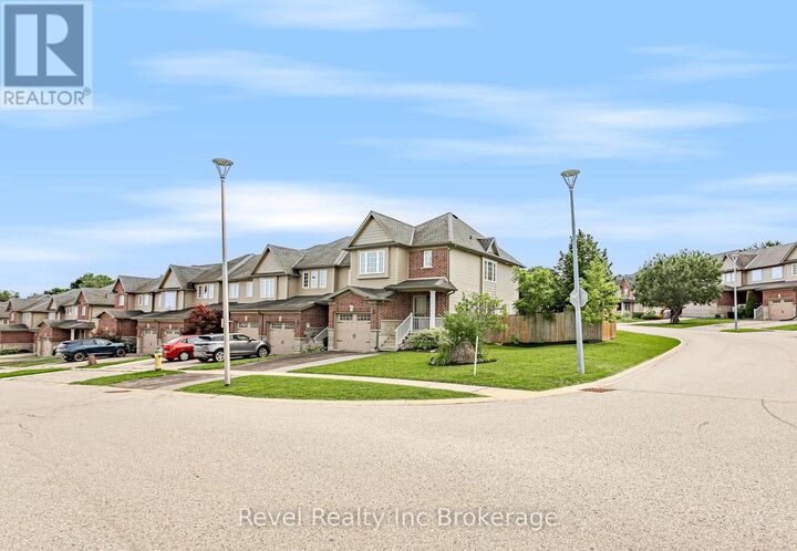 Property Photo: 420 Sales Drive ON N4S 0B6