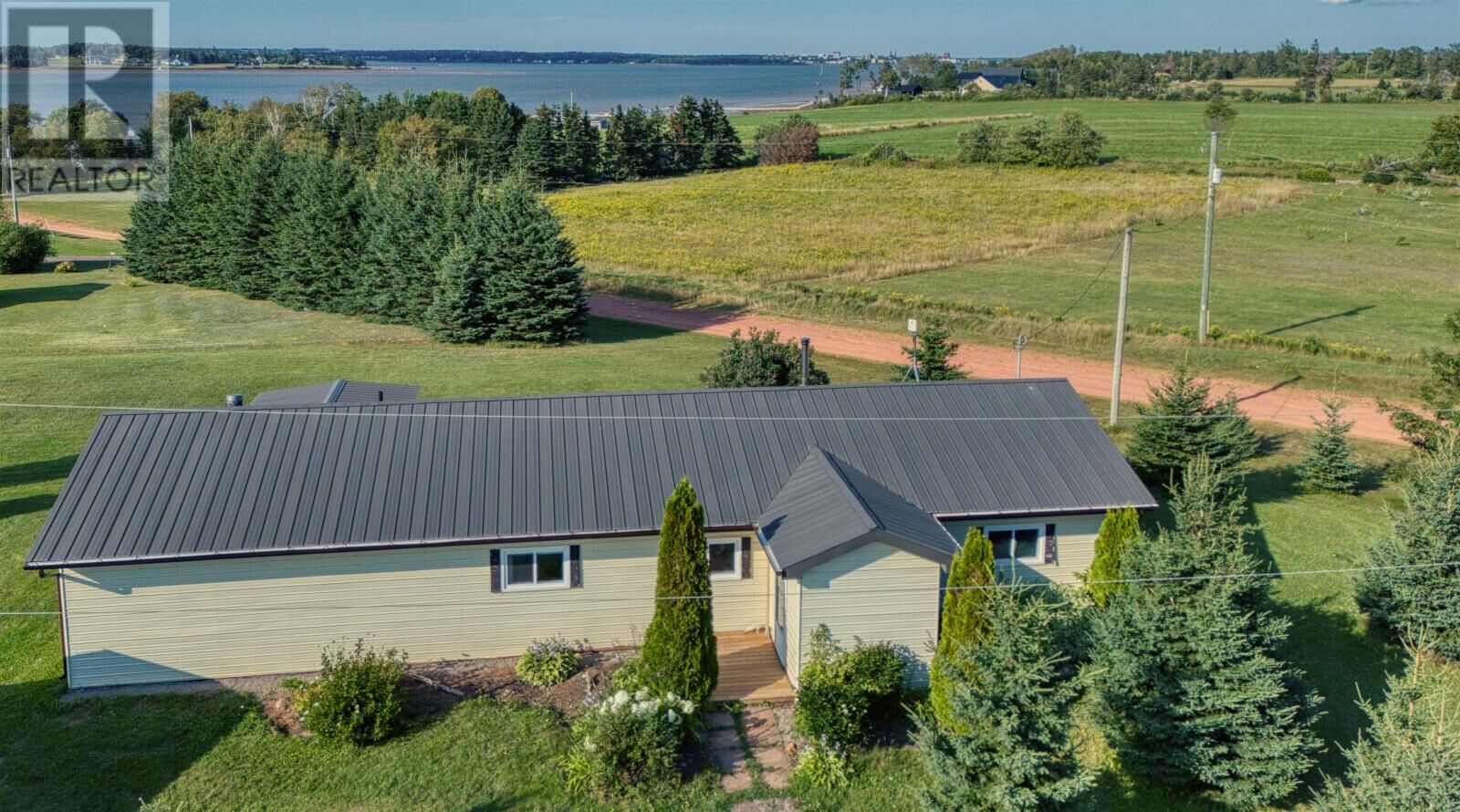Property Photo:  4 Maple Drive  PE C0A 1H2 