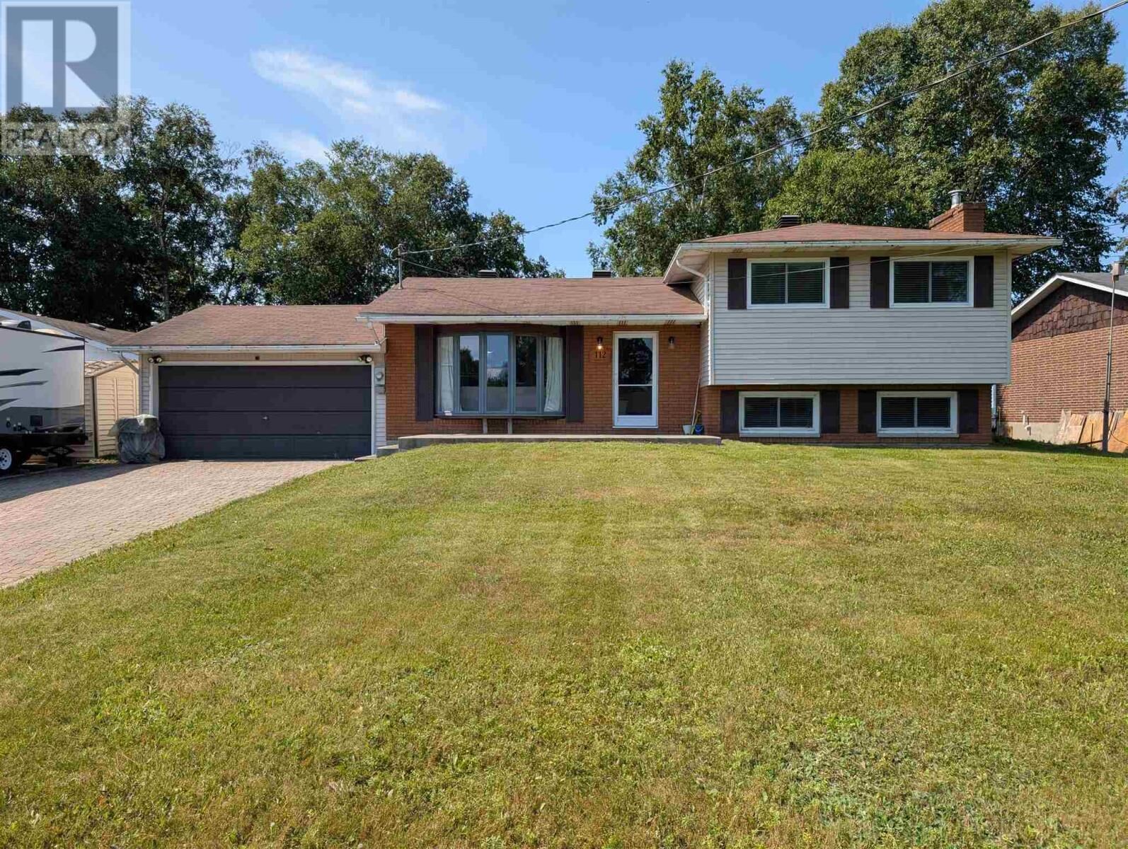 Property Photo:  112 Superior Ave  ON P0S 1K0 