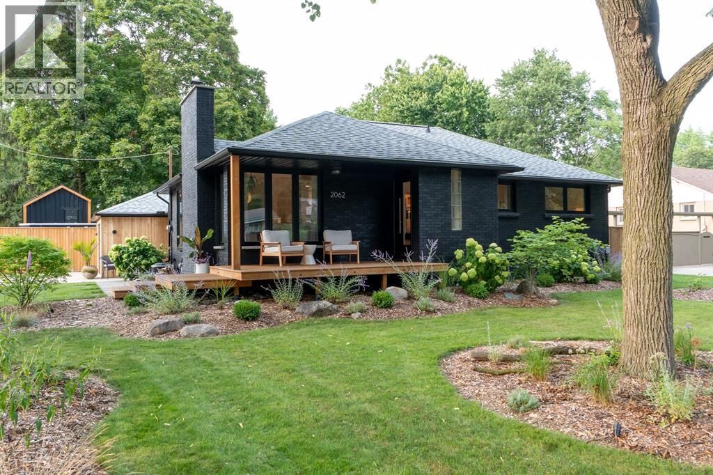 Property Photo: 2062 Clarence Street ON N7X 1G6