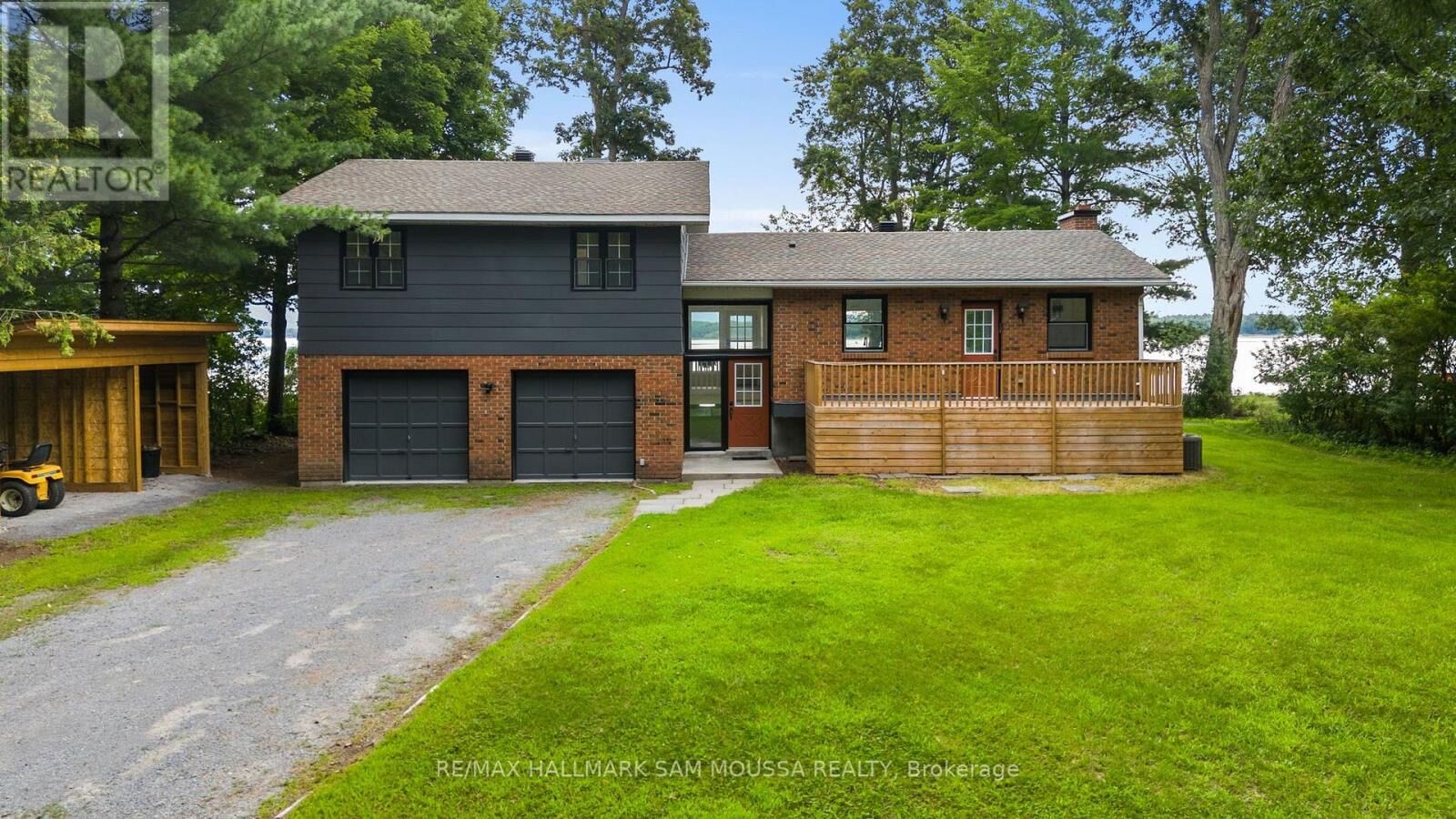 Property Photo:  208 Baillie Avenue  ON K0A 3M0 