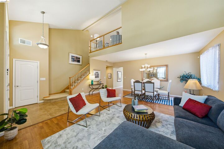 Property Photo:  327 Hawk Ridge Dr  CA 94806 