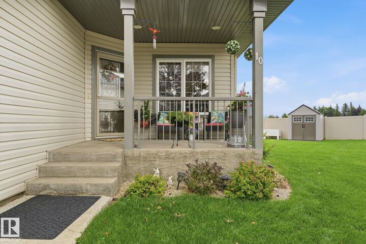Property Photo: 340 Spruce Ridge Road 10 AB T7X 0J4