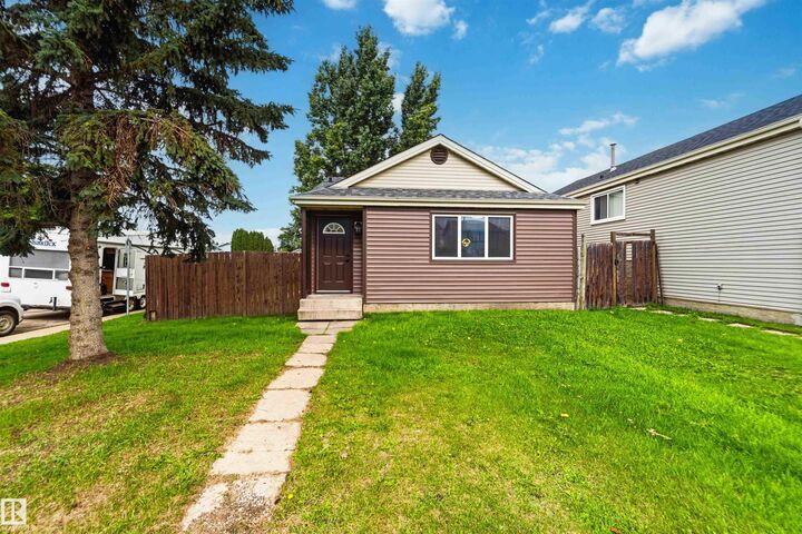 Property Photo: 120 Birch Drive AB T0A 1N0