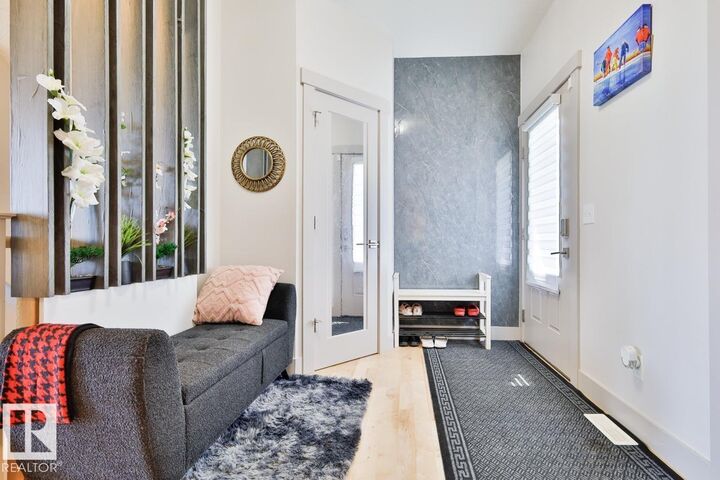 Property Photo:  3508 Cameron Heights Cove Cove NW  AB T6M 0R5 