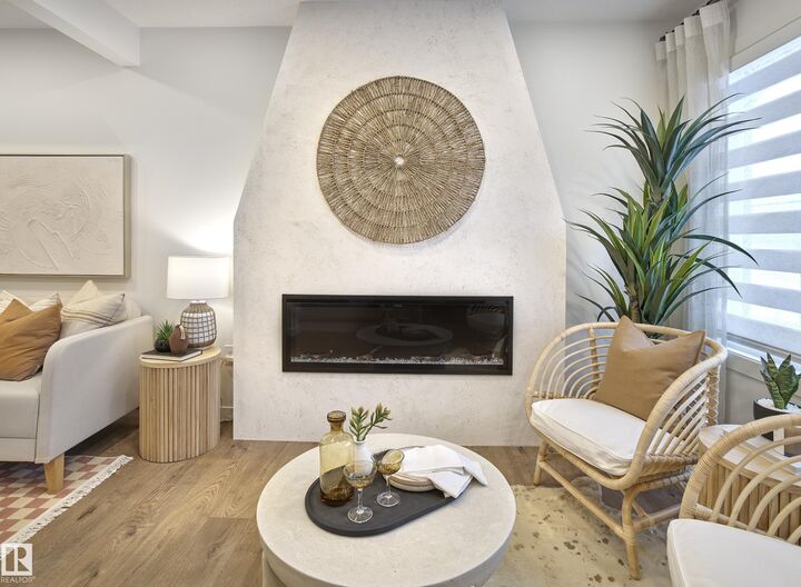 Property Photo:  1316 9 Street NW  AB T6T 2X7 