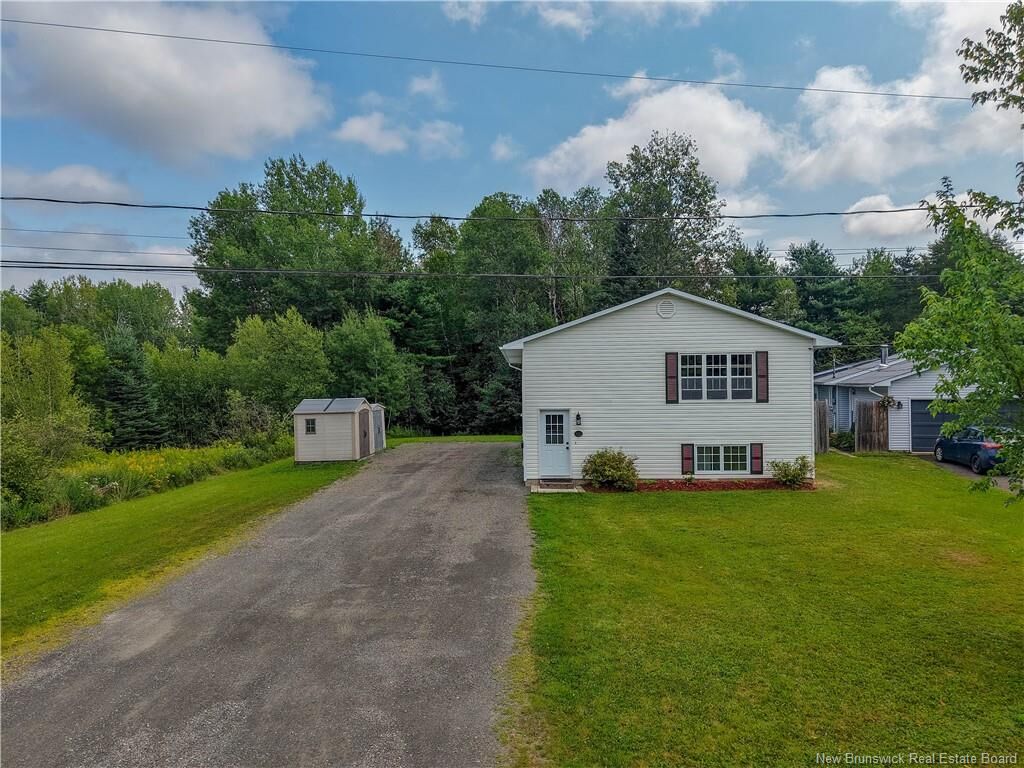 Photo de la propriété:  29 Malibu Street  NB E3A 5P2 