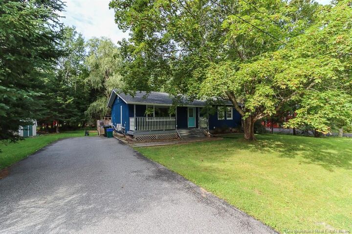 3 Parkwood Drive — photo 1