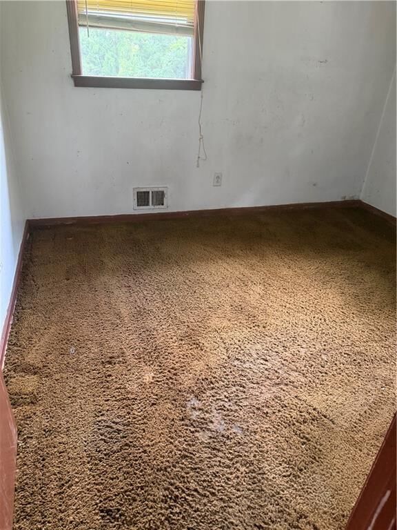Property Photo: 947 N Eugenia Place GA 30318
