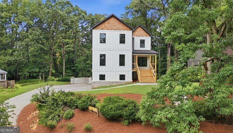 Property Photo: 2183 Deep Woods Way GA 30062