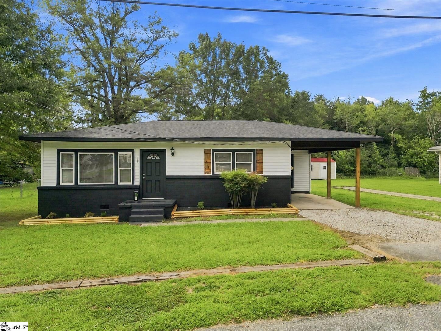 Property Photo: 12 Stephanie Drive SC 29669