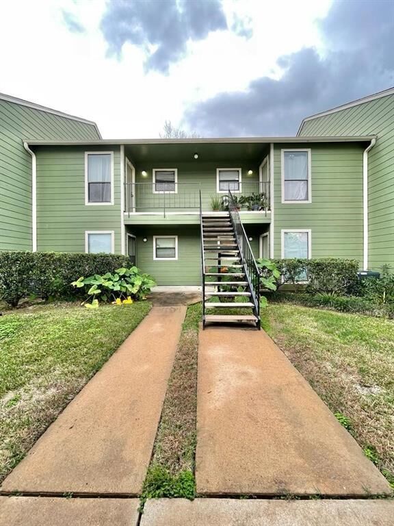 Property Photo: 14777 Wunderlich Drive 1106 TX 77069