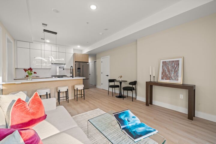 Property Photo:  30 Cambridge Ave 1 &Amp 4  NJ 07307 